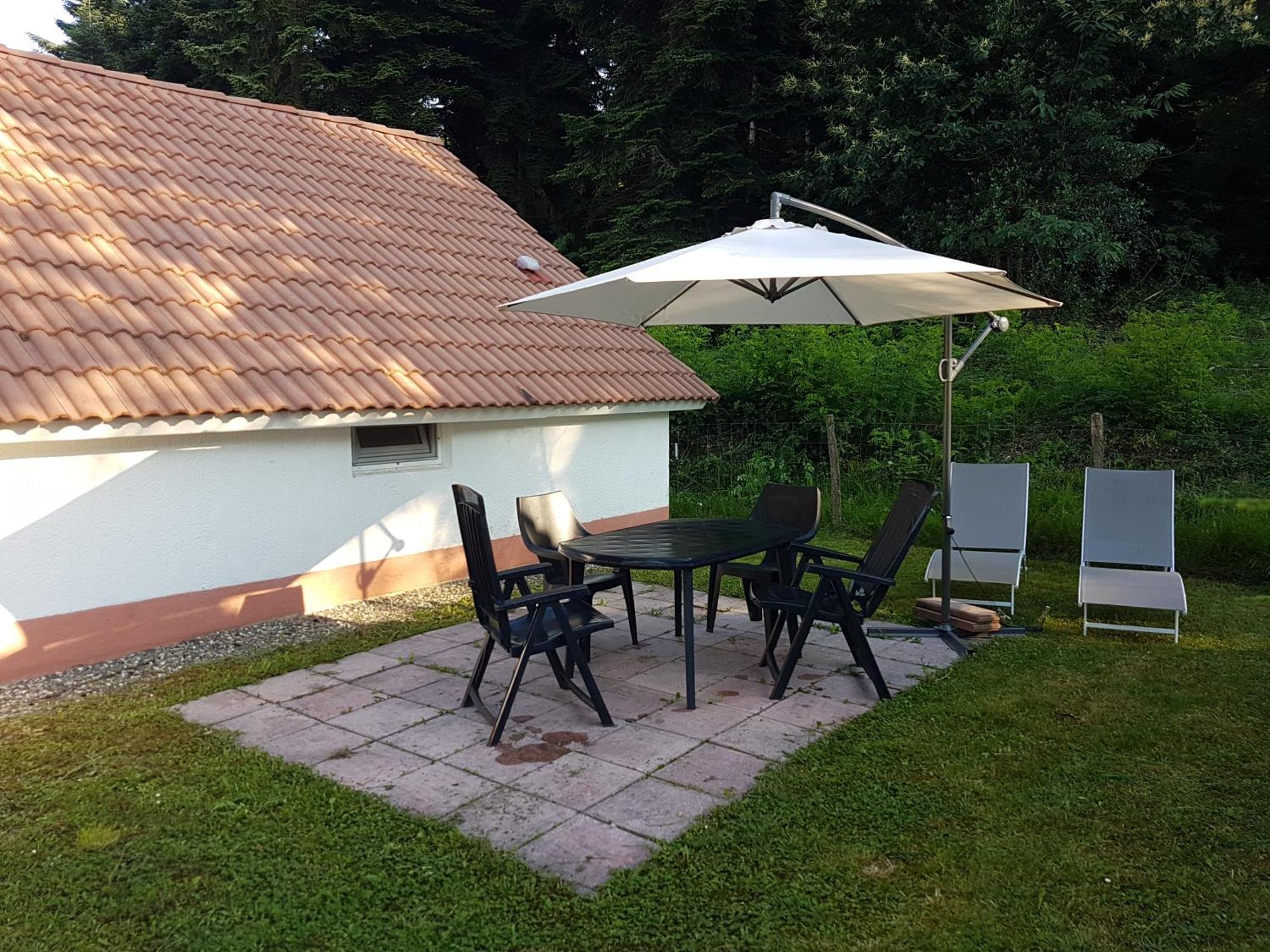 Mon Chalet En Ariege Avec Piscine Daumazan-sur-Arize Exterior photo